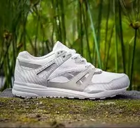 invincible reebok leather chaussures ventilator wild jungle